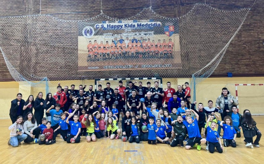 handbal cs medgidia pe locul doi in clasament iar in meciul urmator primeste vizita liderului csa steaua