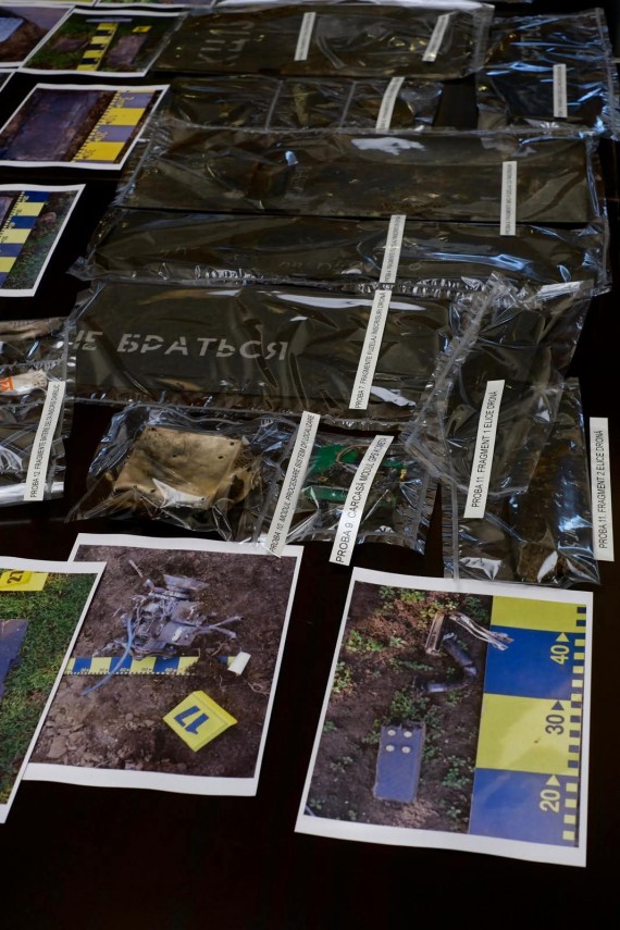 mapn ambasadorului federatiei ruse la bucuresti i au fost prezentate fragmentele de drona gasite in judetul mapn ambasadorului federatiei ruse la bucuresti i au fost prezentate fragmentele de drona gasite in judetul