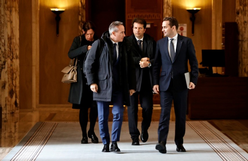 foto premierul ilie bolojan si nokian tyres discuta extinderea fabricii de anvelope cu zero emisii de foto premierul ilie bolojan si nokian tyres discuta extinderea fabricii de anvelope cu zero emisii de