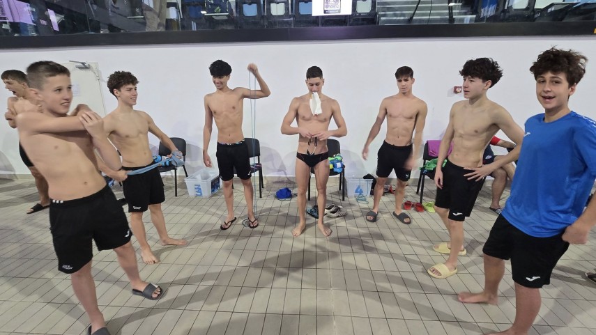 csm constanta natatie de neoprit matei silivestru i a doborat lui david popovici inca un record national csm constanta natatie de neoprit matei silivestru i a doborat lui david popovici inca un record national