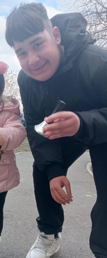 foto luca un tanar de 18 ani din romania lupta cu o malformatie severa a coloanei vreau doar sa pot trai foto luca un tanar de 18 ani din romania lupta cu o malformatie severa a coloanei vreau doar sa pot trai