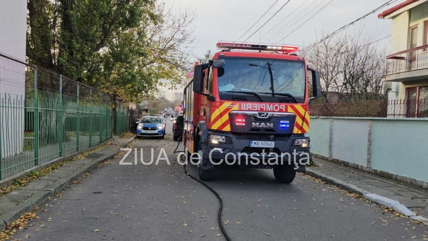 accident rutier pe strada soarelui din constanta o masina a intrat intr o teava de gaze 918226 accident rutier pe strada soarelui din constanta o masina a intrat intr o teava de gaze 918226