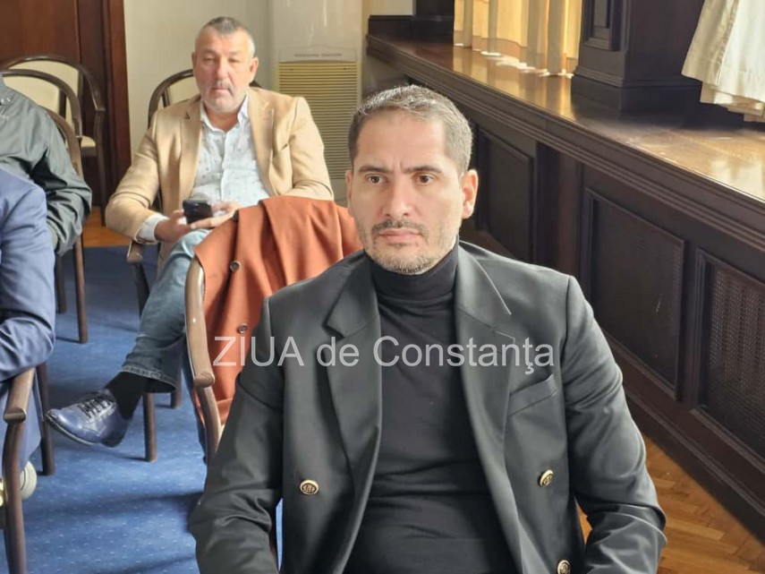 foto video sedinta la prefectura constanta privind dreptul de proprietate asupra domeniului public in foto video sedinta la prefectura constanta privind dreptul de proprietate asupra domeniului public in