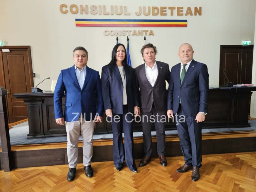 foto video sedinta la prefectura constanta privind dreptul de proprietate asupra domeniului public in foto video sedinta la prefectura constanta privind dreptul de proprietate asupra domeniului public in