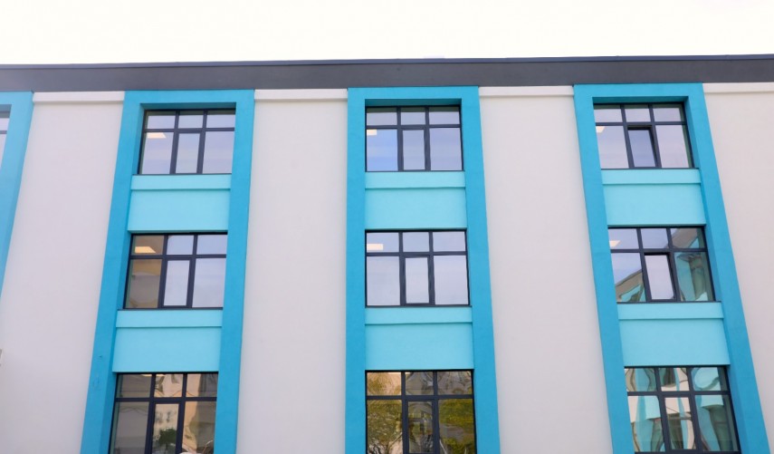 foto inapoi in clase moderne o parte dintre elevii de la liceul teoretic george calinescu constanta s foto inapoi in clase moderne o parte dintre elevii de la liceul teoretic george calinescu constanta s