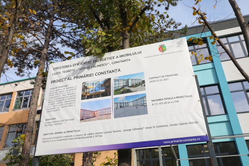 foto inapoi in clase moderne o parte dintre elevii de la liceul teoretic george calinescu constanta s foto inapoi in clase moderne o parte dintre elevii de la liceul teoretic george calinescu constanta s