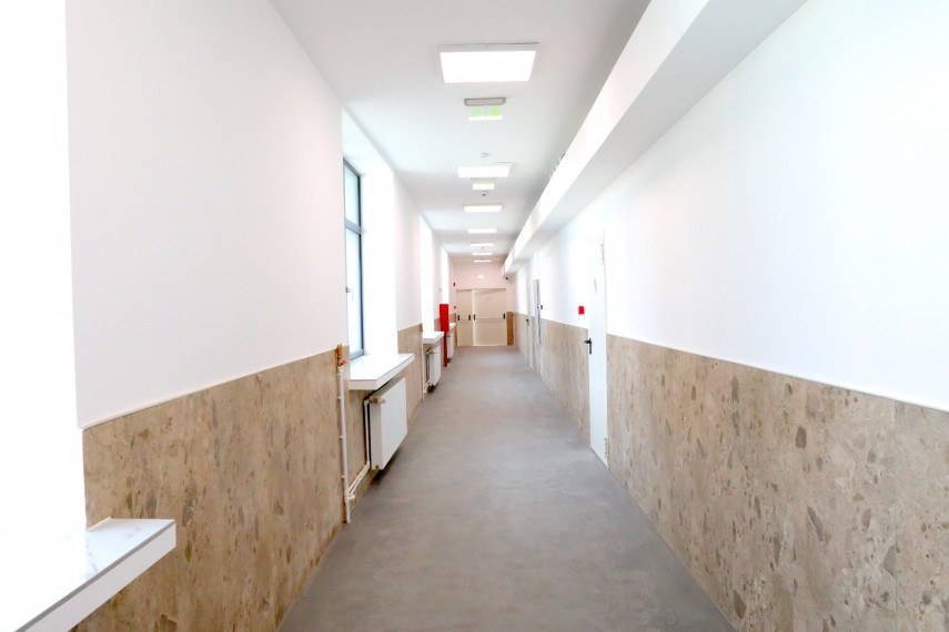 foto inapoi in clase moderne o parte dintre elevii de la liceul teoretic george calinescu constanta s foto inapoi in clase moderne o parte dintre elevii de la liceul teoretic george calinescu constanta s