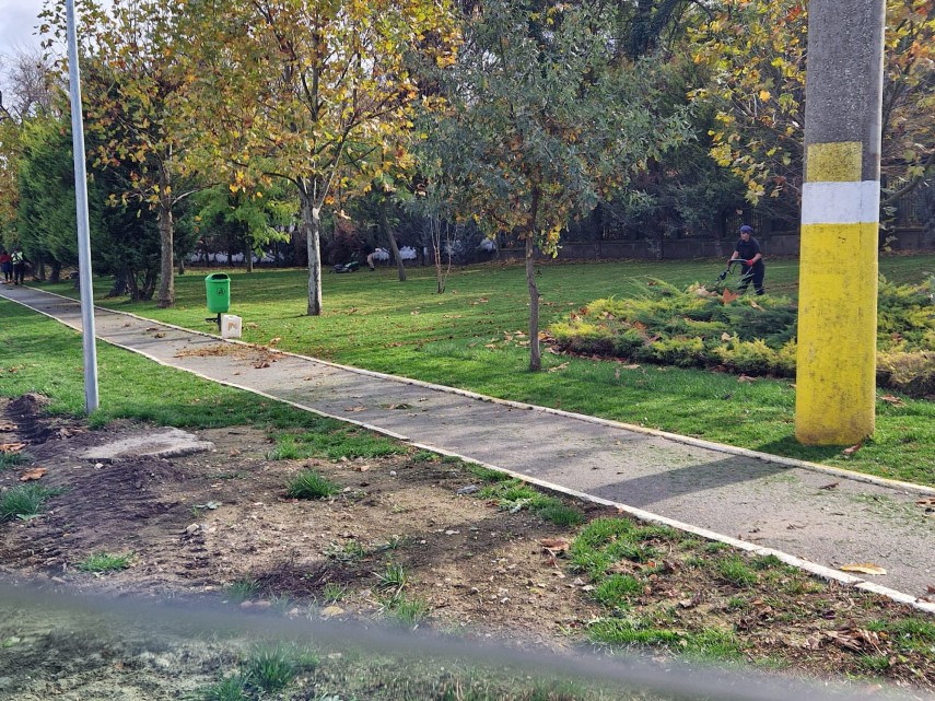 judetul constanta echipele gospodariei comunale din valu lui traian in actiune pentru curatenia si ingrijirea judetul constanta echipele gospodariei comunale din valu lui traian in actiune pentru curatenia si ingrijirea