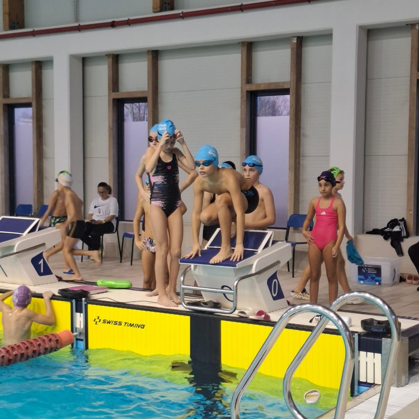 natatie stafeta de la atena sport club constanta la un pas de podium la campionatul national de poliatlon natatie stafeta de la atena sport club constanta la un pas de podium la campionatul national de poliatlon