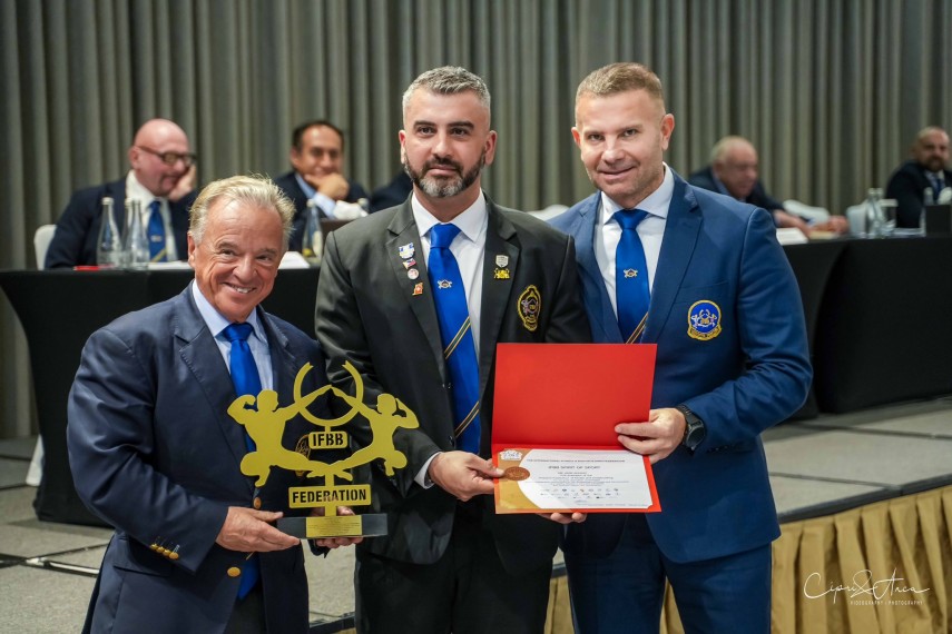 fitness challenge power gym constanta dan pandelea distinctie importanta primita din partea ifbb la congresul fitness challenge power gym constanta dan pandelea distinctie importanta primita din partea ifbb la congresul