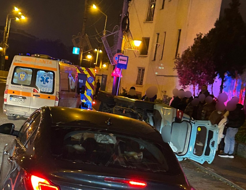 masina rasturnata pe strada termele romane din constanta doua victime implicate 919496 masina rasturnata pe strada termele romane din constanta doua victime implicate 919496