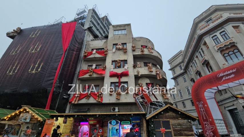 foto video ursi de plus atarnati pe pe fatada cladiri din piata ovidiu organizatori am dorit sa mai acopar foto video ursi de plus atarnati pe pe fatada cladiri din piata ovidiu organizatori am dorit sa mai acopar