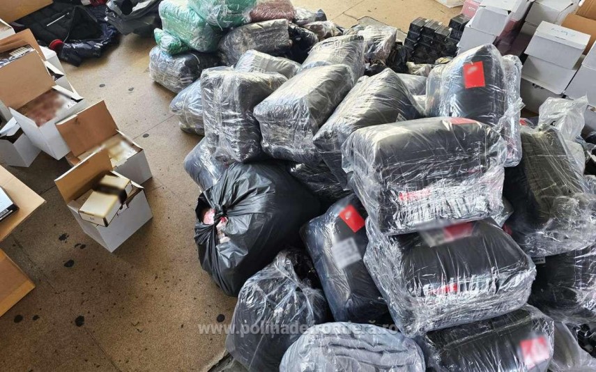 foto politistii de frontiera din giurgiu au confiscat peste 10 000 de produse contrafacute 919525 foto politistii de frontiera din giurgiu au confiscat peste 10 000 de produse contrafacute 919525