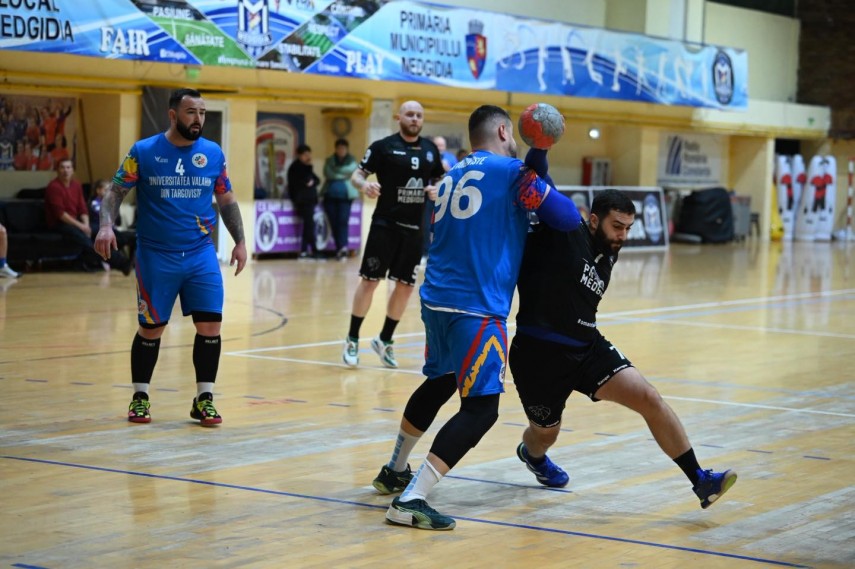 foto cs medgidia a obtinut o victorie in meciul cu csu targoviste 919565 foto cs medgidia a obtinut o victorie in meciul cu csu targoviste 919565