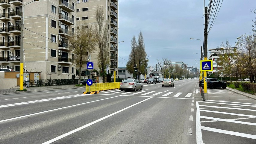 foto primaria constanta un nou scuar median a fost amenajat la trecerea de pietoni situata pe bulevardul foto primaria constanta un nou scuar median a fost amenajat la trecerea de pietoni situata pe bulevardul