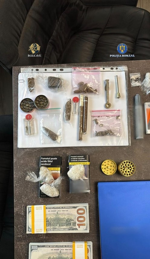 foto perchezitii de amploare intr un dosar de trafic de droguri si spalare de bani descinderi si la doua foto perchezitii de amploare intr un dosar de trafic de droguri si spalare de bani descinderi si la doua