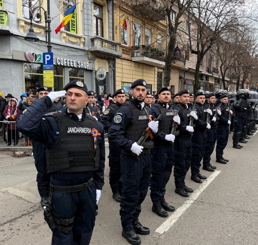 foto jandarmii ijj constanta la ceremonia si defilarea organizate in municipiul constanta 919684 foto jandarmii ijj constanta la ceremonia si defilarea organizate in municipiul constanta 919684
