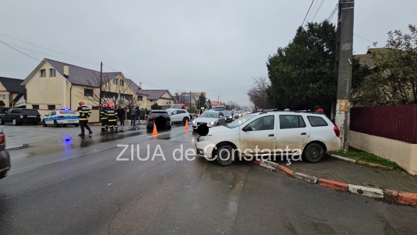 judetul constanta trei autoturisme implicate intr un accident in localitatea lumina primele informatii judetul constanta trei autoturisme implicate intr un accident in localitatea lumina primele informatii