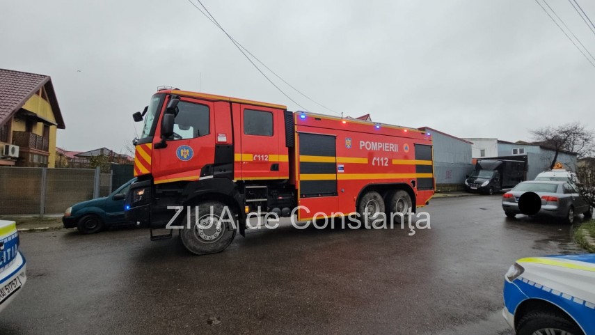 incendiu la o locuinta din constanta pompierii intervin pe strada popa farcas 920210 incendiu la o locuinta din constanta pompierii intervin pe strada popa farcas 920210