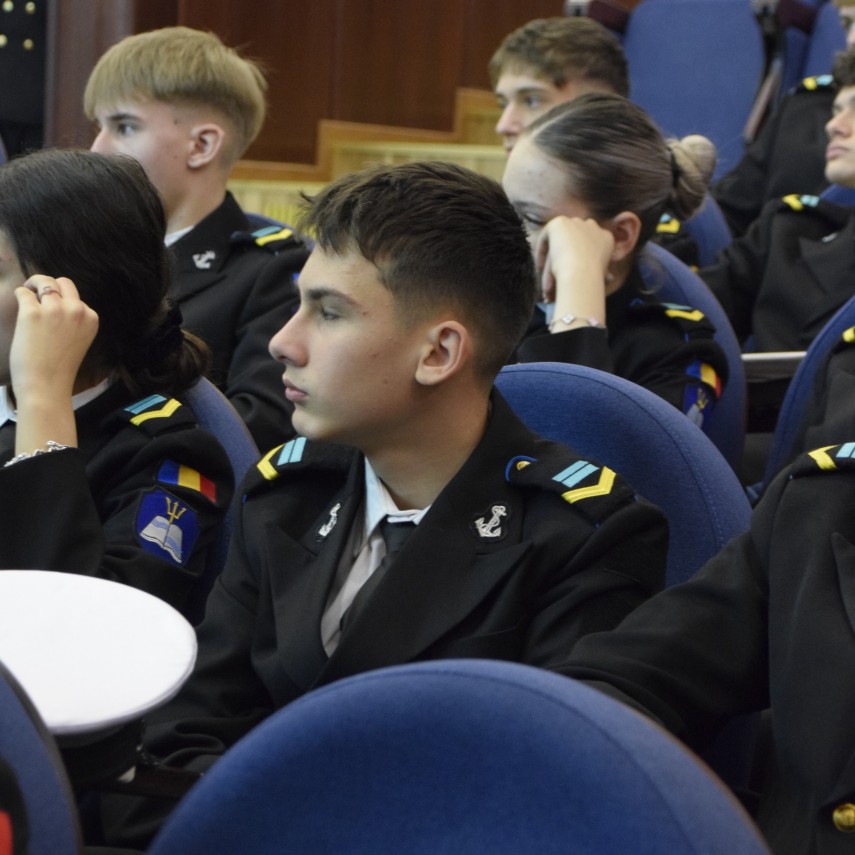 foto colegiul national militar constanta promoveaza non violenta si protectia femeilor 920390 foto colegiul national militar constanta promoveaza non violenta si protectia femeilor 920390