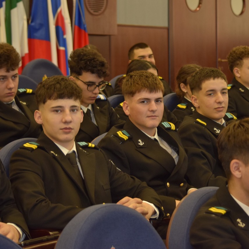 foto colegiul national militar constanta promoveaza non violenta si protectia femeilor 920390 foto colegiul national militar constanta promoveaza non violenta si protectia femeilor 920390