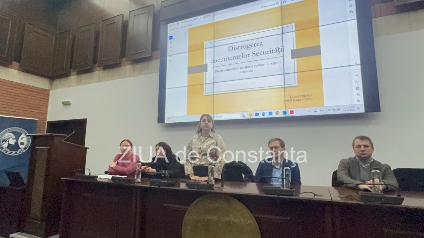 live text retrospectiva anului 1989 expozitie la universitatea ovidius din constanta foto 920371 live text retrospectiva anului 1989 expozitie la universitatea ovidius din constanta foto 920371