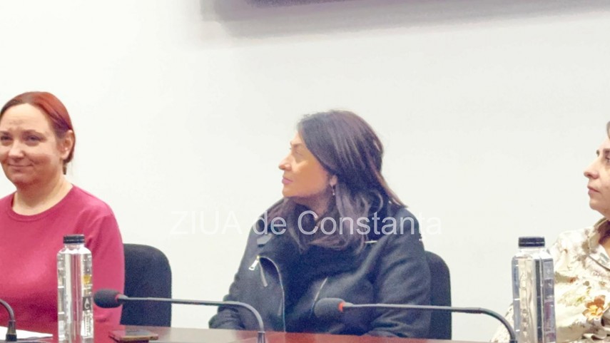 live text retrospectiva anului 1989 expozitie la universitatea ovidius din constanta foto 920371 live text retrospectiva anului 1989 expozitie la universitatea ovidius din constanta foto 920371