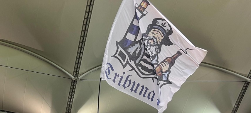 Sursa foto: Facebook (Tribuna B – Farul)