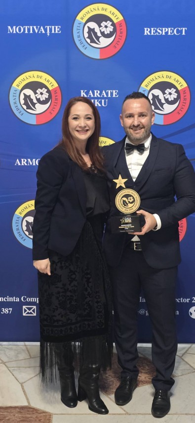 cs marina constanta dan marian ungureanu antrenorul anului in proba de fighting la gala artelor martiale cs marina constanta dan marian ungureanu antrenorul anului in proba de fighting la gala artelor martiale