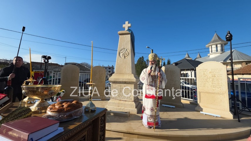 foto video monument aniversar ridicat la palazu mare pentru a marca 100 de ani de la venirea aromanilor foto video monument aniversar ridicat la palazu mare pentru a marca 100 de ani de la venirea aromanilor