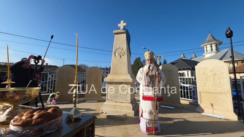 foto video monument aniversar ridicat la palazu mare pentru a marca 100 de ani de la venirea aromanilor foto video monument aniversar ridicat la palazu mare pentru a marca 100 de ani de la venirea aromanilor