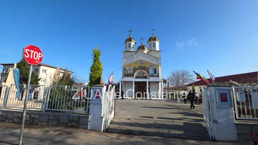 foto video monument aniversar ridicat la palazu mare pentru a marca 100 de ani de la venirea aromanilor foto video monument aniversar ridicat la palazu mare pentru a marca 100 de ani de la venirea aromanilor