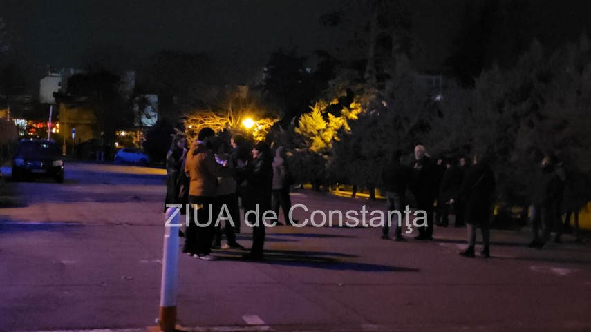 foto video un nou protest in fata prefecturii judetului constanta justitie nu prescriptie 921016 foto video un nou protest in fata prefecturii judetului constanta justitie nu prescriptie 921016