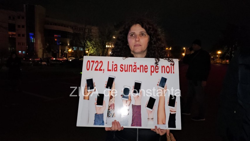 foto video un nou protest in fata prefecturii judetului constanta justitie nu prescriptie 921016 foto video un nou protest in fata prefecturii judetului constanta justitie nu prescriptie 921016