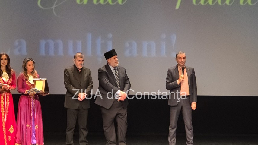 live text foto video sarbatoarea etniei tatare din romania marcata printr un spectacol festiv la constanta live text foto video sarbatoarea etniei tatare din romania marcata printr un spectacol festiv la constanta