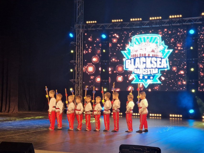 foto stiri constanta grupa violete de la gradinita florilor din cumpana pe podiumul competitiei blacksea foto stiri constanta grupa violete de la gradinita florilor din cumpana pe podiumul competitiei blacksea