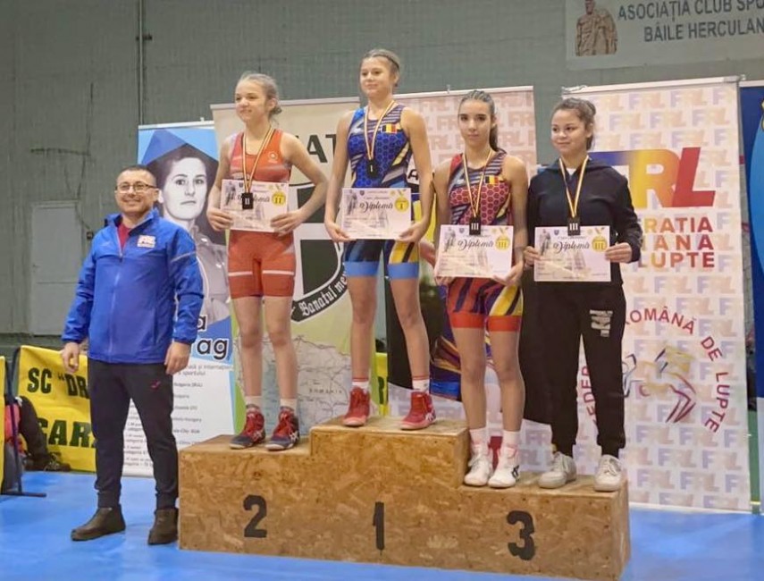 lupte aur argint si bronz pentru sportivele de la cs medgidia la cupa hercules baile herculane galerie lupte aur argint si bronz pentru sportivele de la cs medgidia la cupa hercules baile herculane galerie