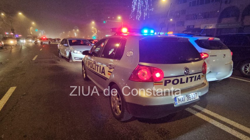 stiri constanta foto video trafic blocat pe bulevardul alexandru lapusneanu din cauza unui accident intre stiri constanta foto video trafic blocat pe bulevardul alexandru lapusneanu din cauza unui accident intre