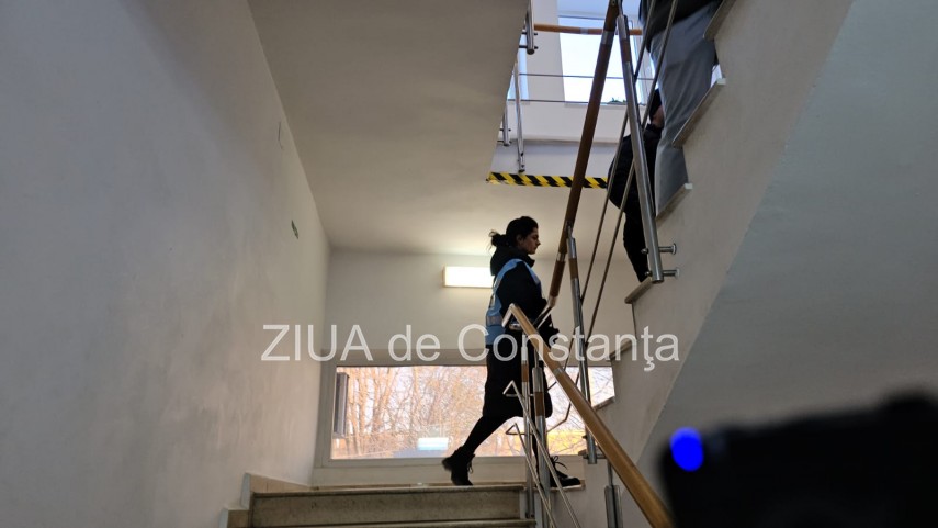 protest ct bus constanta politistii si jandarmii sunt prezenti la fata locului 921325 protest ct bus constanta politistii si jandarmii sunt prezenti la fata locului 921325