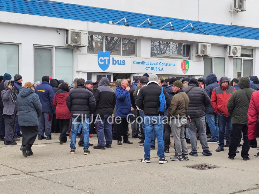 protest spontan la ct bus constanta soferii anunta ca nu ies pe traseu 921251 protest spontan la ct bus constanta soferii anunta ca nu ies pe traseu 921251