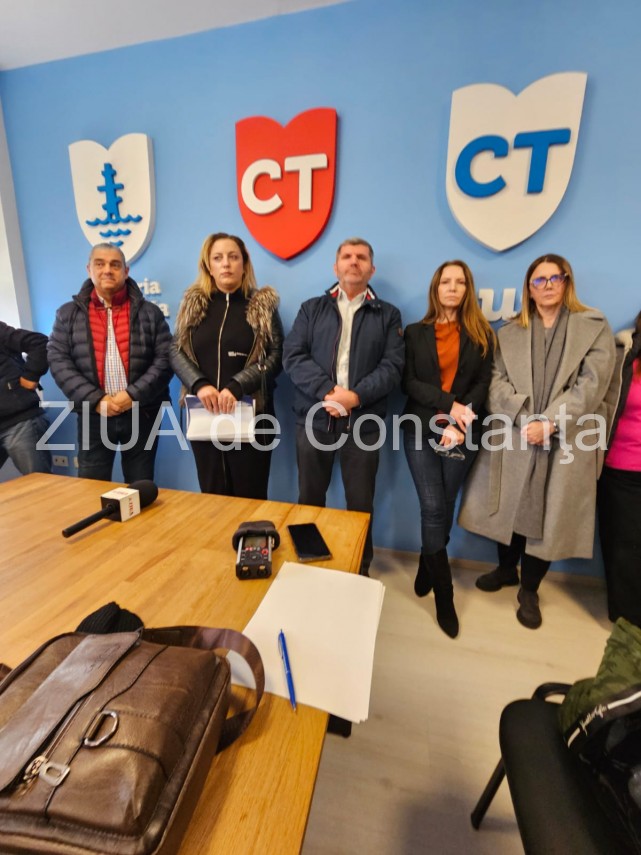 live video protest spontan la ct bus constanta angajatii au intrat in biroul conducerii si cer demisia live video protest spontan la ct bus constanta angajatii au intrat in biroul conducerii si cer demisia