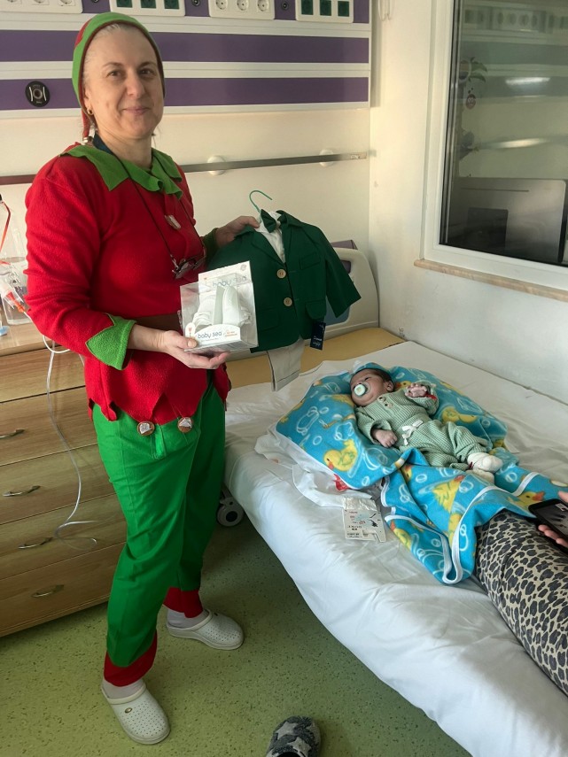 craciun cu suflet pentru cei mai mici pacienti asociatia suflete deschise si arimex comexim 2000 srl craciun cu suflet pentru cei mai mici pacienti asociatia suflete deschise si arimex comexim 2000 srl