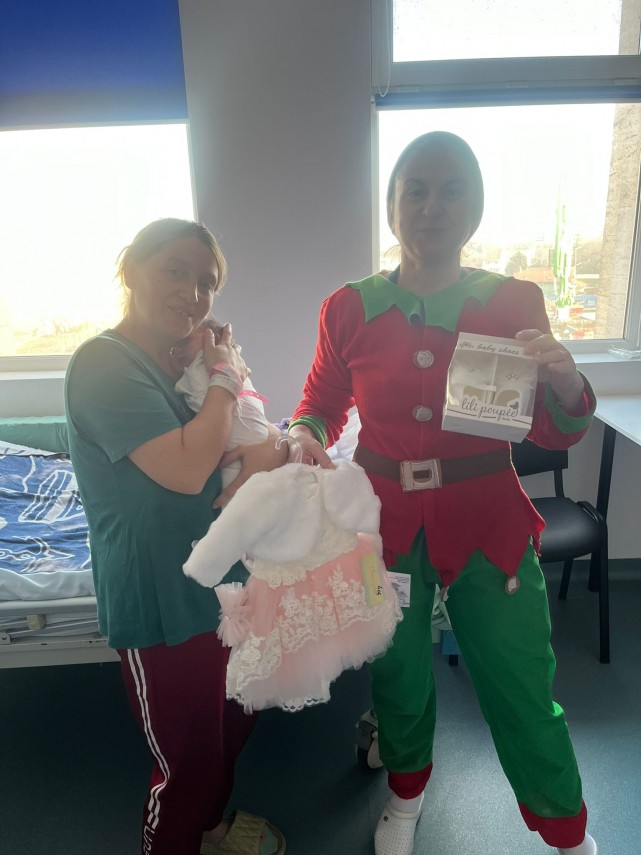 craciun cu suflet pentru cei mai mici pacienti asociatia suflete deschise si arimex comexim 2000 srl craciun cu suflet pentru cei mai mici pacienti asociatia suflete deschise si arimex comexim 2000 srl