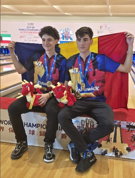 interviu cu mihai dragnia de la cs lake view constanta campion mondial si european la bowling si din interviu cu mihai dragnia de la cs lake view constanta campion mondial si european la bowling si din