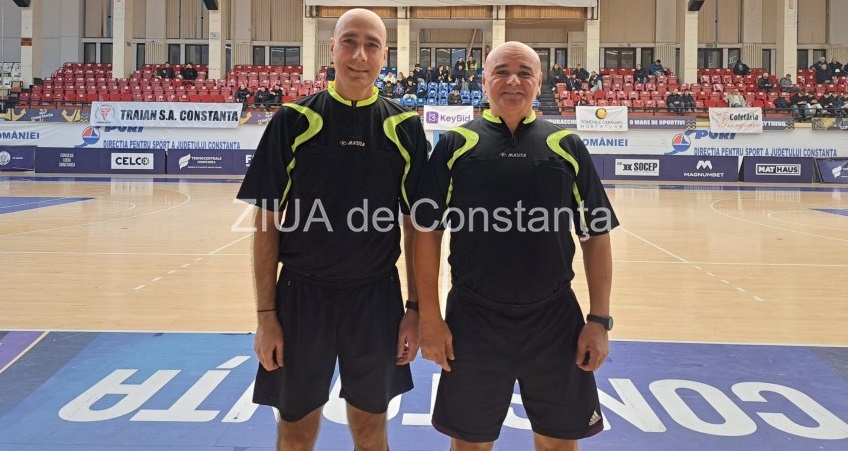 Arbitrii care au oficiat la memorial: Paul Dimancea (stânga) și Aurel Onița. Sursa foto: ZIUA de Constanța