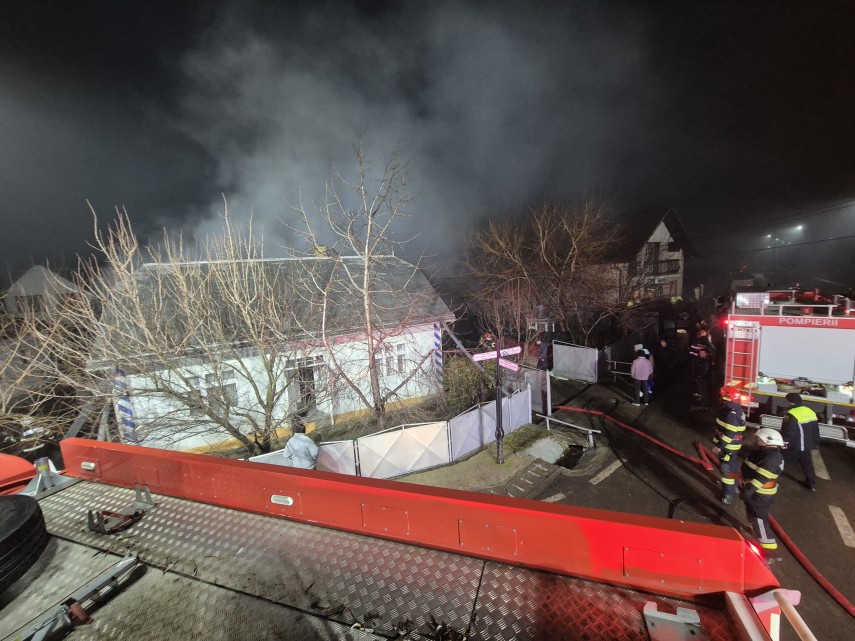 foto tragedie inainte de craciun in judetul suceava un barbat a ars de viu in incendiu ce i a mistuit foto tragedie inainte de craciun in judetul suceava un barbat a ars de viu in incendiu ce i a mistuit