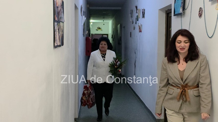 live text video ofsd constanta aduce spiritul craciunului in centrele de batrani din judet aproximativ live text video ofsd constanta aduce spiritul craciunului in centrele de batrani din judet aproximativ