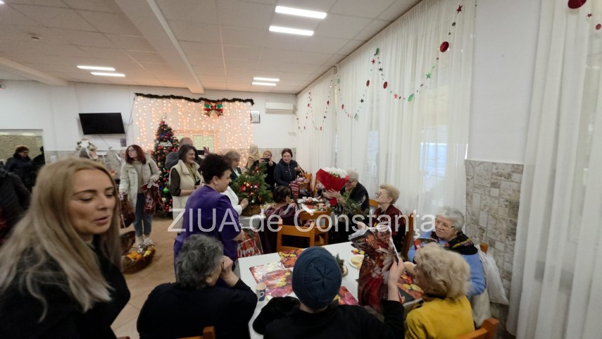 live text video ofsd constanta aduce spiritul craciunului in centrele de batrani din judet aproximativ live text video ofsd constanta aduce spiritul craciunului in centrele de batrani din judet aproximativ