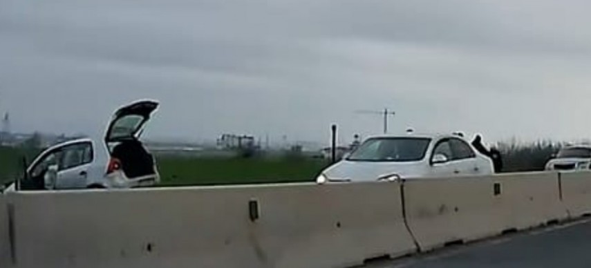 FOTO: Doua femei ranite intr-un accident rutier, zona Hanului Kartaly, judetul Constanta 