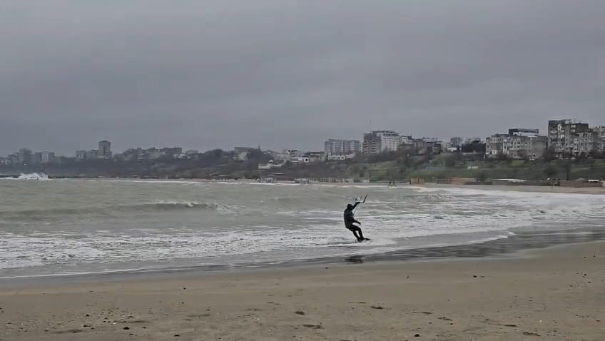 foto video prima zi de craciun la constanta aduce adrenalina pe valurile marii negre 922299 foto video prima zi de craciun la constanta aduce adrenalina pe valurile marii negre 922299